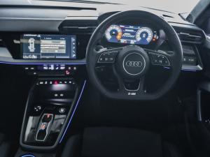 Audi A3 sedan 35TFSI S line - Image 2