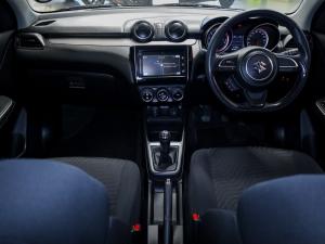 Suzuki Swift 1.2 GLX manual - Image 13