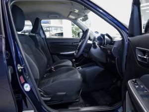 Suzuki Swift 1.2 GLX manual - Image 8