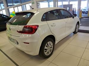 Toyota Starlet 1.5 Xi - Image 2