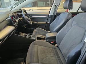 Volkswagen Golf 1.4TSI Life Plus - Image 3