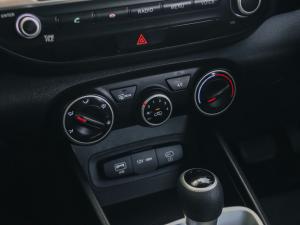 Hyundai Venue 1.0T Motion auto - Image 21