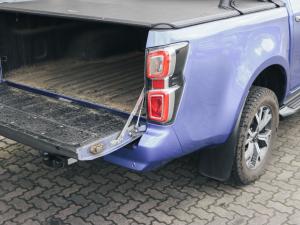 Isuzu D-Max 3.0TD double cab LSE - Image 19