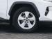 Toyota RAV4 2.0 GX auto - Thumbnail 2