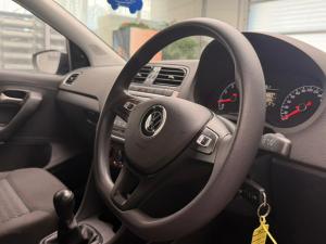 Volkswagen Polo Vivo hatch 1.4 Trendline - Image 14
