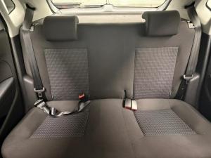 Volkswagen Polo Vivo hatch 1.4 Trendline - Image 16