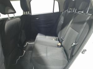 Suzuki Swift 1.2 GLX auto - Image 13