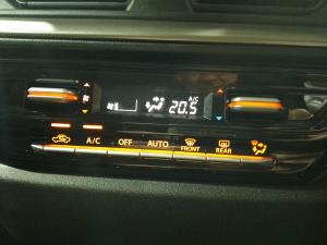 Suzuki Swift 1.2 GLX auto - Image 23