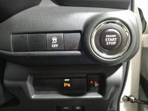 Suzuki Swift 1.2 GLX auto - Image 26
