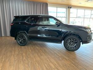 Toyota Fortuner 2.8GD-6 4x4 GR-Sport - Image 4