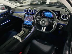 Mercedes-Benz C-Class C200 Avantgarde - Image 4