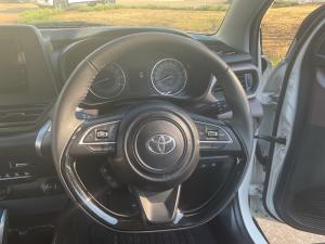 Toyota Starlet Cross 1.5 XS auto - Image 8