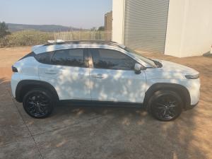 Toyota Starlet Cross 1.5 XS auto - Image 3