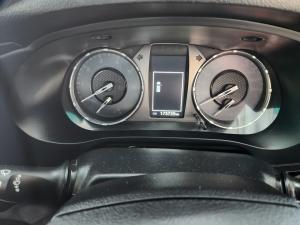 Toyota Hilux 2.4GD-6 Xtra cab Raider manual - Image 9