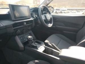 Toyota Hilux 2.8GD-6 double cab SRX 4x4 - Image 7