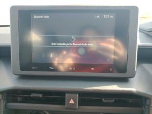 Toyota Hilux 2.8GD-6 double cab SRX 4x4 - Image 13