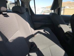 Toyota Hilux 2.8GD-6 double cab SRX 4x4 - Image 17