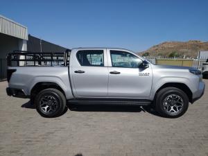Toyota Hilux 2.8GD-6 double cab SRX 4x4 - Image 3