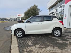Suzuki Swift 1.2 GL manual - Image 19