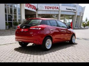 Toyota Yaris 1.5 Xi - Image 2