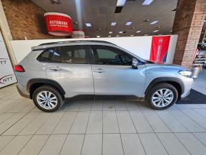 Toyota Corolla Cross 1.8 HEV XS - Image 3