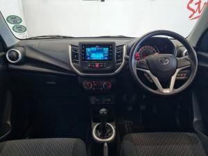 Toyota Vitz 1.0 XR manual - Image 6