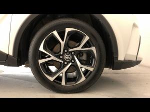 Toyota C-HR 1.2T Plus - Image 17