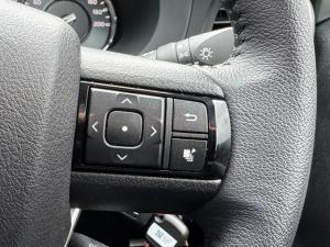 Toyota Hilux 2.8GD-6 double cab 4x4 Raider auto - Image 10
