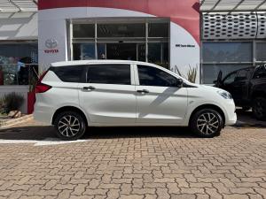 Toyota Rumion 1.5 S - Image 3