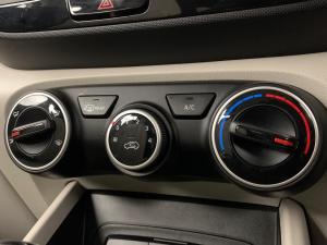 Hyundai Venue 1.0 Tgdi Motion DCT - Image 12