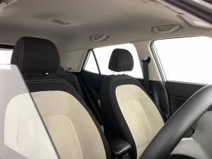 Hyundai Venue 1.0 Tgdi Motion DCT - Image 15