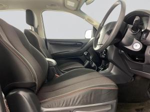 Isuzu D-MAX 250 HO HI-RIDE D/C - Image 18