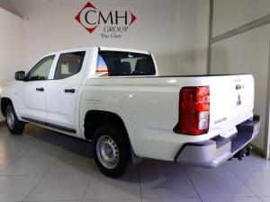 Mitsubishi Triton 2.4DI-D double cab - Image 4