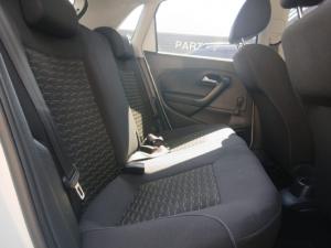 Volkswagen Polo Vivo hatch 1.6 Maxx - Image 13