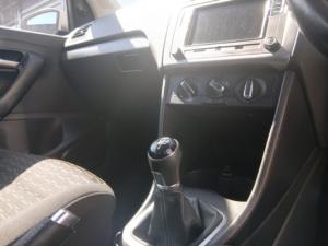 Volkswagen Polo Vivo hatch 1.6 Maxx - Image 18
