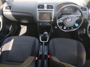 Volkswagen Polo Vivo hatch 1.6 Maxx - Image 9