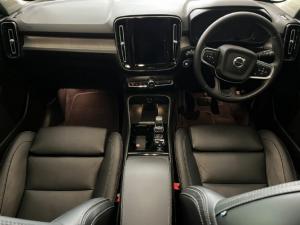 Volvo XC40 B4 Plus Dark - Image 9