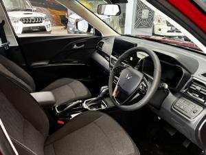 Mahindra XUV 3XO 1.2T AX5 auto - Image 5