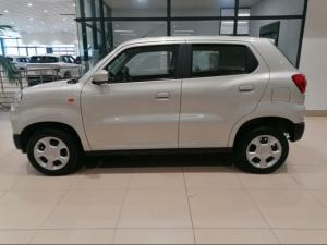 Suzuki S-Presso 1.0 GL manual - Image 2