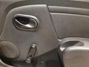 Nissan NP200 1.6i - Image 15