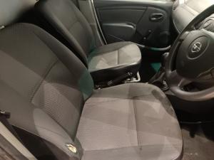 Nissan NP200 1.6i - Image 7