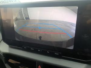 Toyota Hilux 2.8GD-6 double cab Raider 4x4 - Image 9