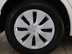 Toyota Corolla Quest 1.8 Exclusive auto - Image 26