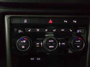 Volkswagen T-Roc 2.0TSI 4Motion R-Line - Image 8