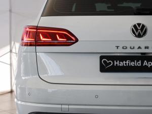 Volkswagen Touareg V6 TDI Executive R-Line - Image 13
