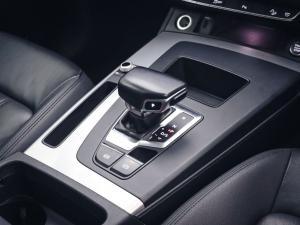 Audi Q5 40TDI quattro S line - Image 27