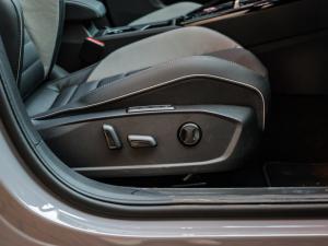 Volkswagen Golf 1.4TSI R-Line Plus - Image 15