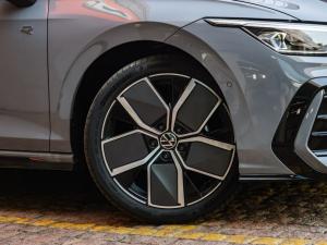 Volkswagen Golf 1.4TSI R-Line Plus - Image 2