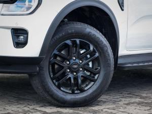 Ford Everest 2.0 SiT Active - Image 3