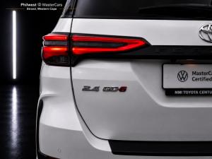 Toyota Fortuner 2.4GD-6 auto - Image 10